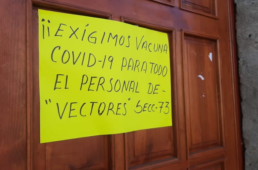  Protestan trabajadores de Vectores para ser vacunados contra Covid19
