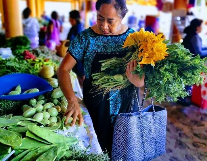  Los mercados de Oaxaca resguardan su identidad y tradiciones