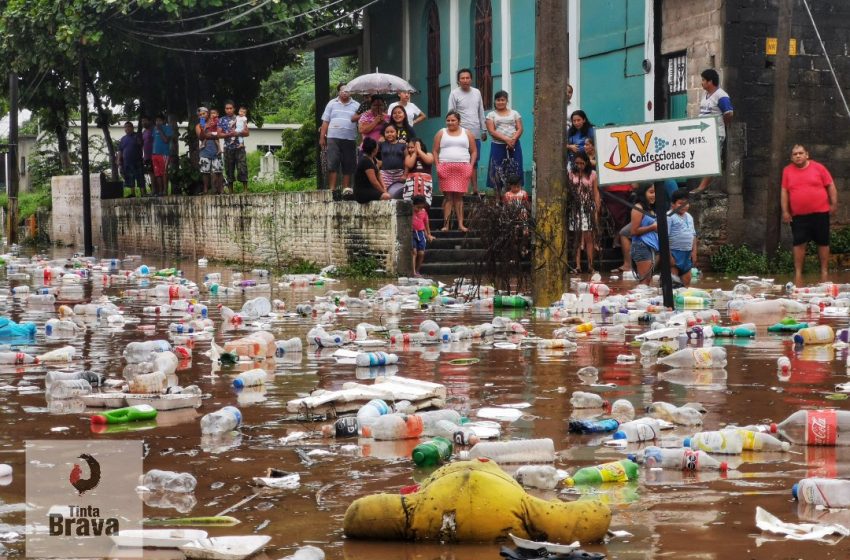  Se desborda ‘Río Los Perros’ en Juchitán de Zaragoza #Oaxaca