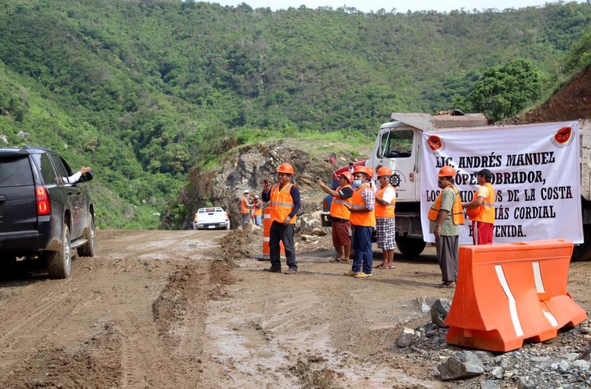  Autopista de #Oaxaca a la Costa se entregará en julio de 2022