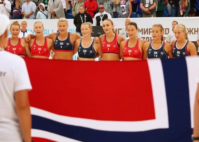 Multan a Equipo noruego de balonmano por negarse a usar bikini en las Olimpiadas