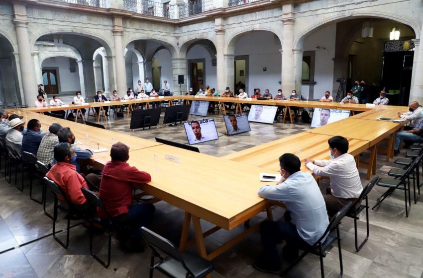  Avanza construcción de paz entre  Sola de Vega y San Vicente Coatlán