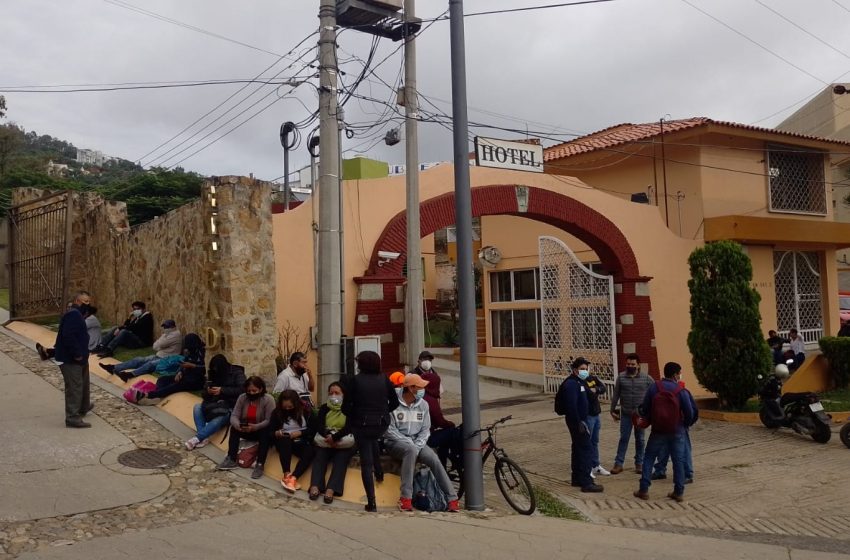  Paran labores empleados del hotel Victoria y Misión de los Ángeles en #Oaxaca