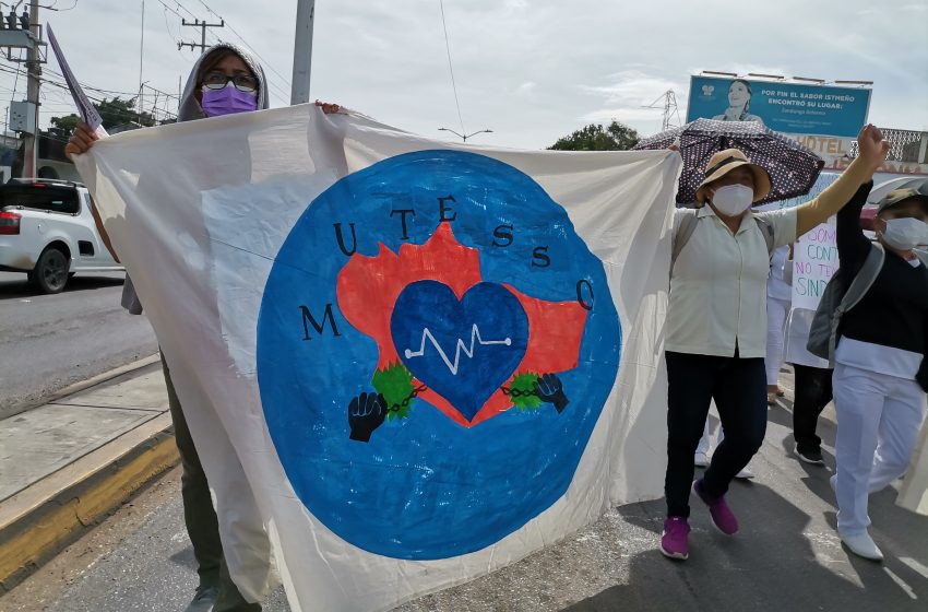  Ceden protestas de eventuales de los Servicios de Salud de #Oaxaca
