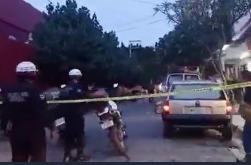  Por chapulinear a su ‘compa’  agentes de la AEI #Oaxaca, desatan balacera