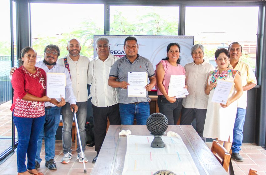  Entregan IFPA y Fonart primeros certificados “Sin Plomo” a talleres de personas alfareras de Oaxaca