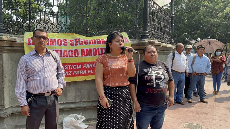  Conmemoran 17 años del desalojo violento de maestros en Oaxaca