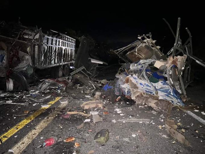  Actualiza Secretaría de Gobierno información sobre accidente carretero en autopista Cuacnopalan-Oaxaca
