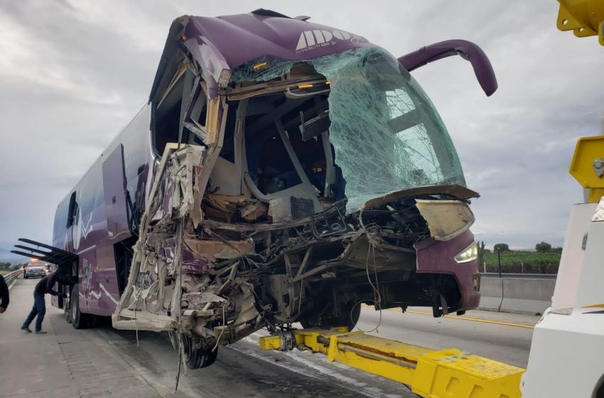  Fatal accidente de Autobús ADO en Autopista Oaxaca- México