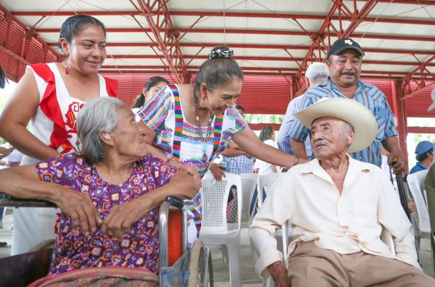  Mantiene DIF Oaxaca atención de grupos prioritarios de la Cuenca del Papaloapan