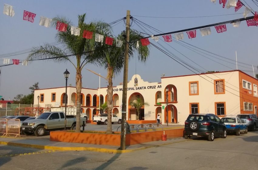  Policías de Santa Cruz Amilpas acusados de robo y detención arbitraria contra poblador