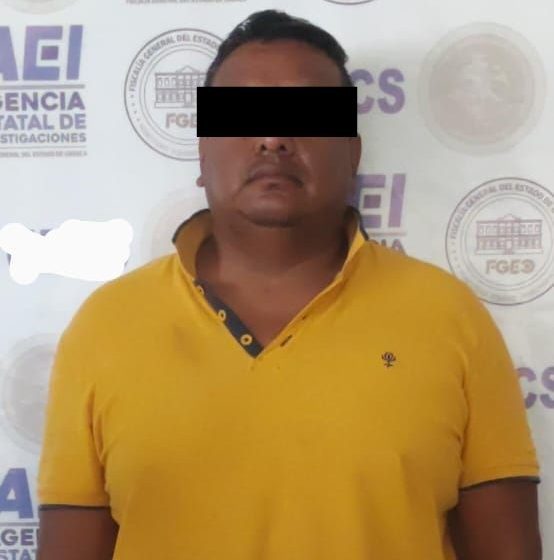  Fiscalía de Oaxaca realiza la detención de un hombre y localiza el cuerpo sin vida de una mujer reportada como No Localizada, tras operativo realizado en Santa Cruz Xoxocotlán3 de noviembre del 2024