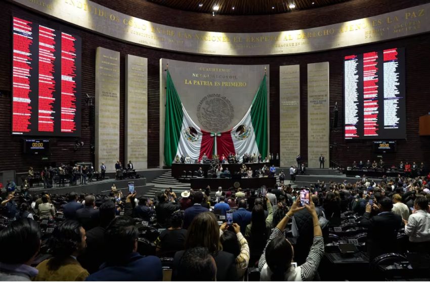  El Congreso mexicano ha declarado constitucional el blindaje a las reformas a la Carta Magna.