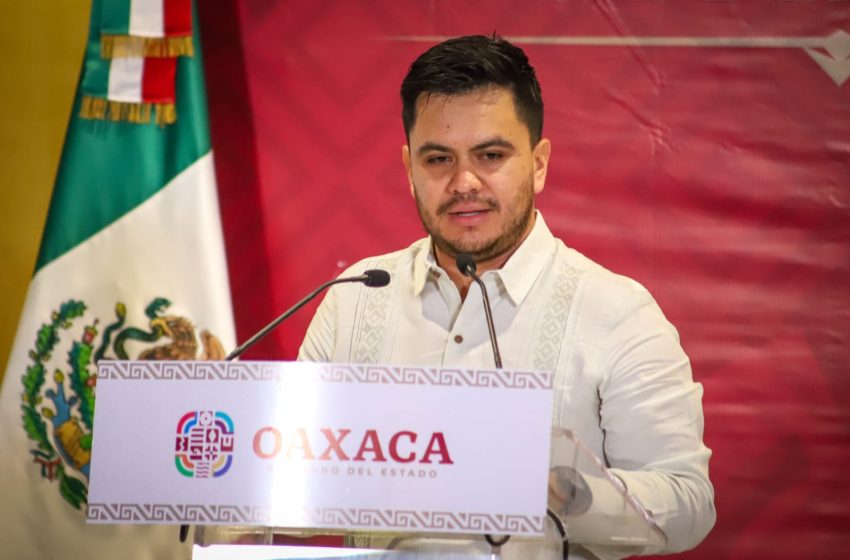  Gobierno de Oaxaca Invierte 131 Millones de Pesos en Mejoramiento de Caminos