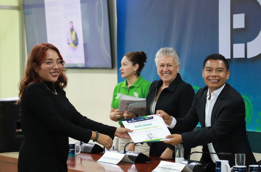  Reconoce diputado Benjamín Viveros el Sistema de Educación Dual del CECyTEO y apadrina a generación de egresados