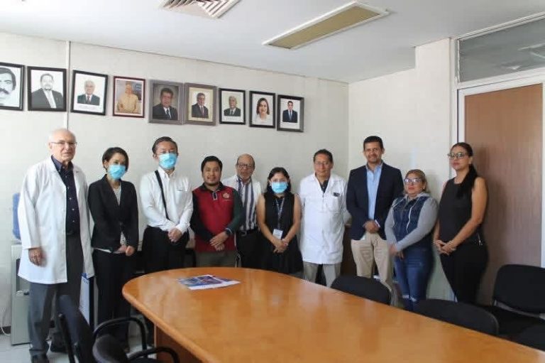 Reconoce Japón al Hospital Civil por servicio de calidad a su connacional