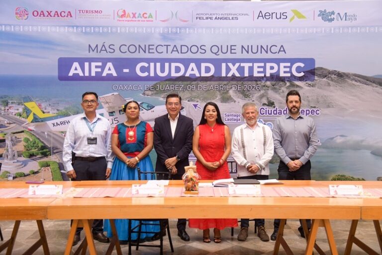 Nuevo vuelo conecta al Istmo con el AIFA